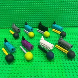 LEGO Launcher 8 Spring Shooters 15301 & 8 Multicolor Projectiles Arrows 32133 - Picture 1 of 2