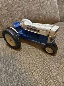 Vintage Hubley Ford Commander 6000 Farm Toy Tractor Diecast