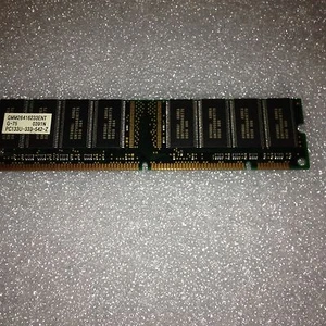 MEMORIA DIMM SDRAM Hyundai GMM26416233ENTG-75 128MB PC-133 168-Pin - Foto 1 di 1