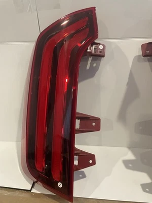 OEM! 2020 2021 2022 Kia Telluride Rear Left LH Driver Side LED Tail Light - Image 1 of 4