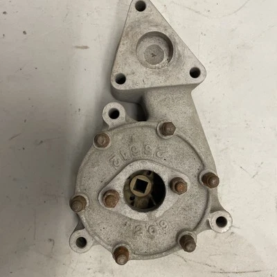 Carcasa bomba agua Ferrari 330 Serie 2  Foto 1 de 4