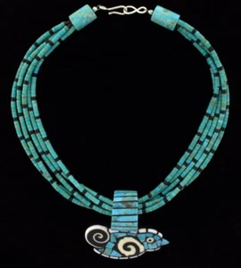 Collar de pájaro con incrustaciones de varias piedras y Heishi de 5 hebras de Mary L. Tafoya - Imagen 1 de 4