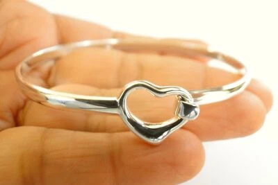 Brazalete Brazalete Pequeño Love Heart Sin Piedra Tensión con Bisagras Plata de Ley 925 Foto 1 de 4