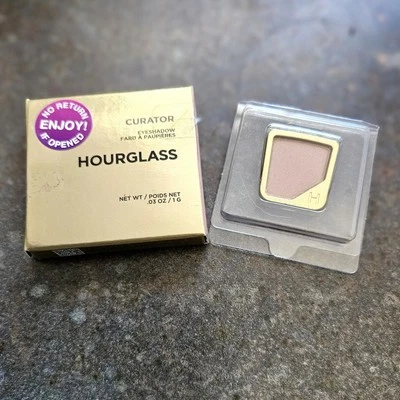 Repuesto de sombra de ojos Hourglass PIN (satinado) Curator .03 oz. /1g ¡NUEVO EN CAJA! Caja imperfecta. Foto 1 de 4