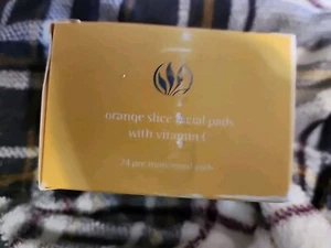 Serious Skin Care ORANGE SLICE FACIAL PADS Vitamin C 24ct SEALED - Picture 1 of 3