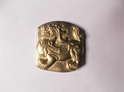 独特金色黑色黑曜石狮子吊坠护身符好运健康爱情 — 第 1/3 张图片