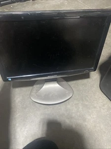 Sharp Liquid Crystal LCD TV LC-15SH7U 15" + REMOTE + Stand, Tested Retro Gaming - Picture 1 of 2