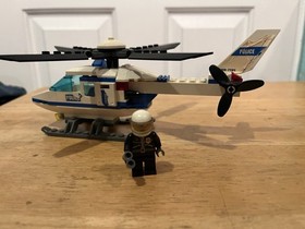 LEGO CITY: Police Helicopter (7741)