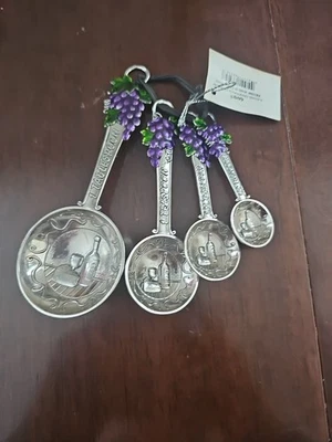 Juego de cuchara medidora Gang de 4 piezas con uvas moradas en el mango y cucharada de vino/queso Foto 1 de 4