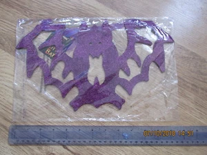 DECORACIÓN HALLOWEEN BRILLO MURCIÉLAGO PÚRPURA MÁQUINA GRITAR NUEVO EN CAJA - Imagen 1 de 1