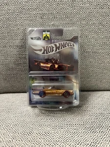 Hotwheels Virtual Garage Classic TV Series Batmobile - Picture 1 of 6