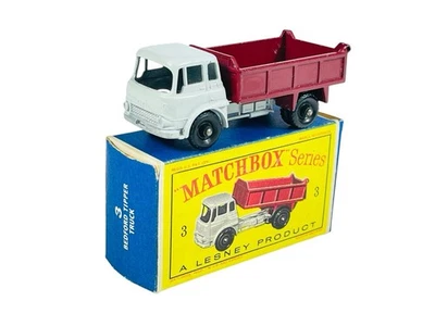 Matchbox Lesney No. 3 BPW Bedford Tipper Truck w/D Box - Image 1 of 4