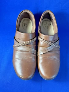 Clarks Ultimate Comfort Collection Cora Braid braune Leder Halbschuhe Größe US 11 M - Bild 1 von 7