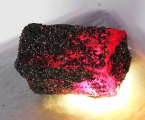 Earth Mined Rough 108.00 Ct Natural Red Ruby Huge Loose Gemstone CERTIFIED - Picture 1 of 12