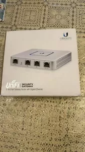 Ubiquiti Unifi Security Gateway Router USG - Picture 1 of 3