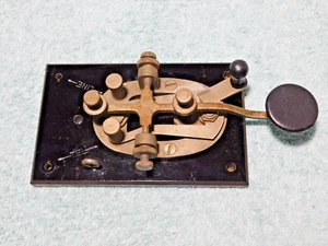 VINTAGE WWII SIGNAL ELECTRIC J-38 US ARMY SIGNALCORPS TELEGRAPH KEY MORSE CODE - Picture 1 of 14