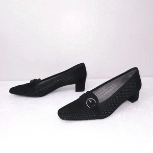 Stuart Weitzman Heels Women 8.5 M Black Perforated Snub Nose Buckle Pumps Square - Picture 1 of 10