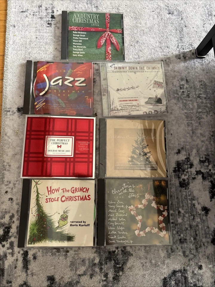 Christmas CD pack of 7 Toby Keith, George Straight, Marvin Gaye & other legends. - Imagem 1 de 4