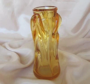 VINTAGE CZECH BOHEMIAN AMBER COLOR CRYSTAL GLASS VASE - Picture 1 of 7