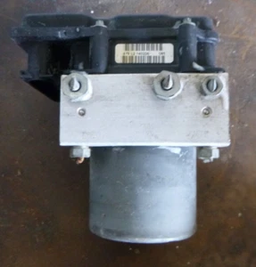 Holden Commodore VZ ABS Pump (92177580) - Picture 1 of 5