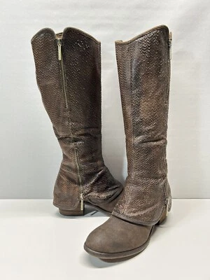 Botas occidentales Donald J Pliner para mujer Kaydence marrón gamuza piel de serpiente 8 M Foto 1 de 4