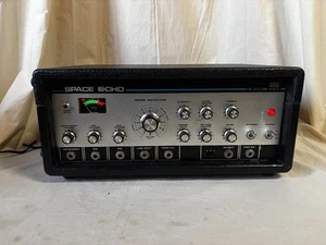 Roland RE-200 Space Echo Vintage Tape-Echo machine professional overhauled - Picture 1 of 10