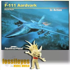 SIGNAL 10268 F-111 Aardvark IN ACTION *SC REFERENCE BOOK - Foto 1 di 8