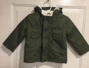 New Boy’s Cat & Jack Army Green Faux Fur Lined Hooded Coat Jacket Size 18 Months - Picture 1 of 4