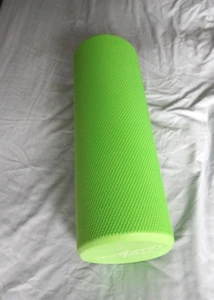 Maximo Fitness Schaumstoffroller 15x45cm, grün, Triggerpunktmassage, Yoga, Pilates - Bild 1 von 2