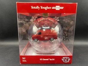 M2 Machines Autozone Mexico Exclusive 1971 Chevy Van Holiday Ornaments Matte Red - Picture 1 of 11