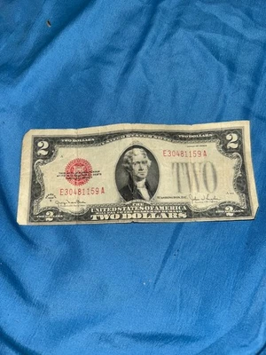 1928 Two Dollar Bills • Well Circulated Two Dollar ($2) Red Seal Notes • 1 Bill - Image 1 of 2