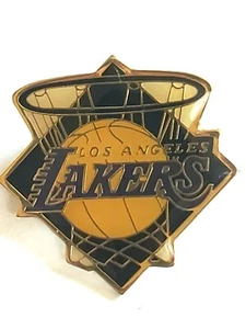 1990 L.A. Lakers Peter David Lapel Pin (BK-121) - Picture 1 of 3