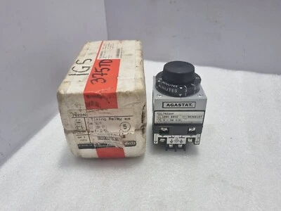 Relé de tiempo Agastat 7022AH 120V 60Hz tiempo 3-30 min Foto 1 de 4