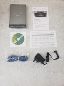 Cisco RV042-UK RV042 V03 Dual WAN VPN Router w/ UK Power Supply *Read Listing* - Photo 1/9