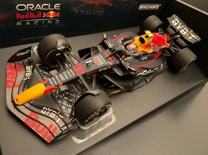 Red Bull F1 RB18 2022 Sergio Perez 1/18 Minichamps - Foto 1 di 7