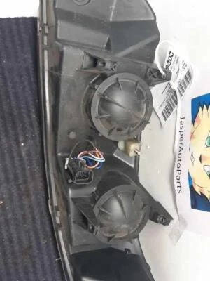 03 04 05 06 07 SATURN ION Headlamp Assembly RightSdn (4 Dr) Rh Rh - Изображение 1 из 3