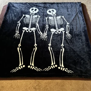 Rachel Zoe Skeleton Couple Blanket 87” X 87” Black and White - Picture 1 of 3