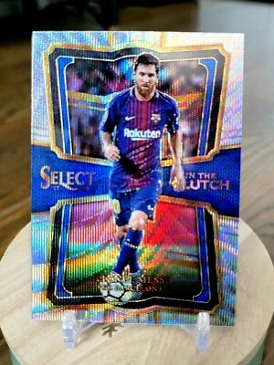 2017-18 Panini Select Soccer Lionel Messi In The Clutch Prizm IC-35 FC Barcelona - Imagem 1 de 2
