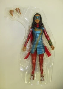 Figura de acción Ms. Marvel MCU Marvel Legends Hasbro nueva Disney+ Kamala Khan - Imagen 1 de 3