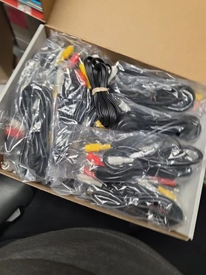 Композитный аудиовизуальный видеокабель для Sega Genesis модель 2/3 - Изображение 1 из 4