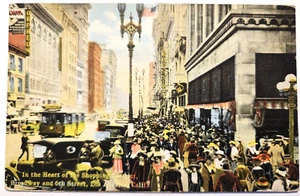 In The Heart of the Shopping District Broadway and 6th LA CA Postcard - Picture 1 of 2