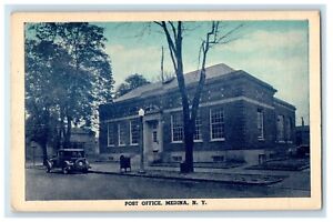 Medina NY, Post Office Mailbox Building Car Street View Vintage Postcard