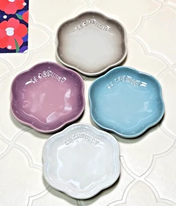 4er Set Le Creuset Mini Blumenteller 4,3" Meersalz Mauve Rosa Muskat Weiß Neu im Karton - Bild 1 von 7