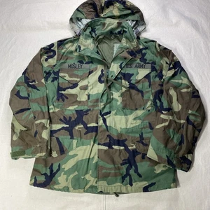US Military Cold Weather Woodland Field Jacket 8415-01-099-7831 Medium Regular - Picture 1 of 15