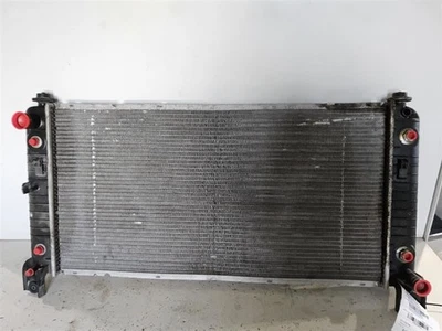 GMC Sierra 1500 2005-2013 radiador 1-5/16" núcleo grueso Foto 1 de 4