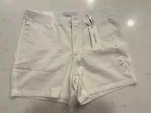 NWT Calvin Klein Men's Slim Fit Shorts Medium White Flat Frnt 5” inseam - Picture 1 of 6