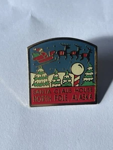Vintage Canadian Souvenir Badge Brooch Santa Claus House North Pole Alaska - Picture 1 of 3
