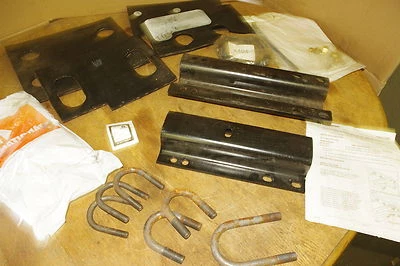 NUEVO Kit de tanque de combustible International 1087575R2 60/65 galones *ENVÍO GRATUITO* Foto 1 de 2