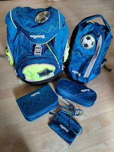 Schulrucksack Ergobag Fußball mit viel Zubehör, Schultasche, Schulranzen - Bild 1 von 18