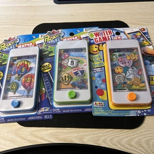 Pocket Travel Water Game Toy - BRAND NEW FACTORY SEALED -3 Pack Bundle - Picture 1 of 7
